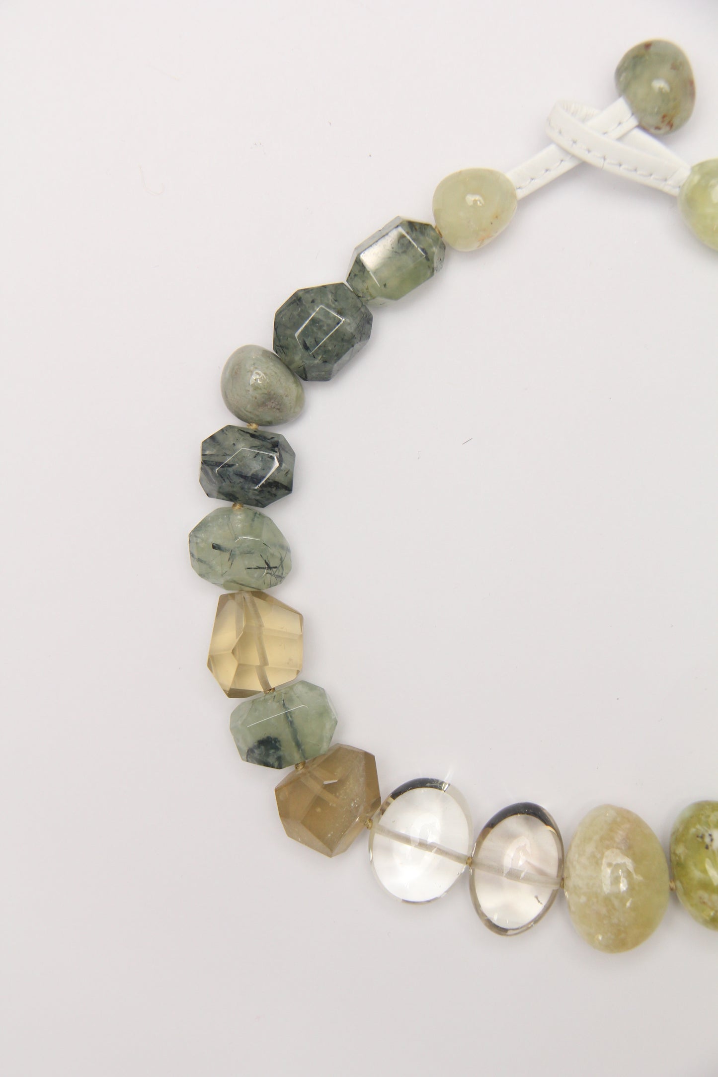 Necklace: prehnite, citrine