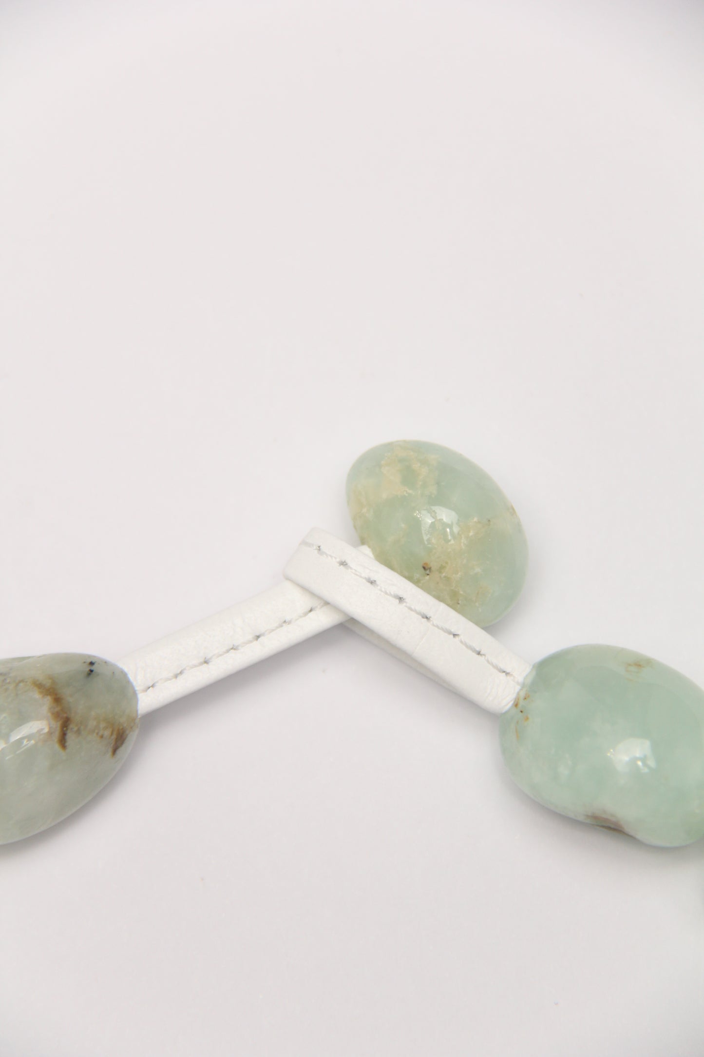 Necklace: prehnite, quartz, colored hematoid quartz