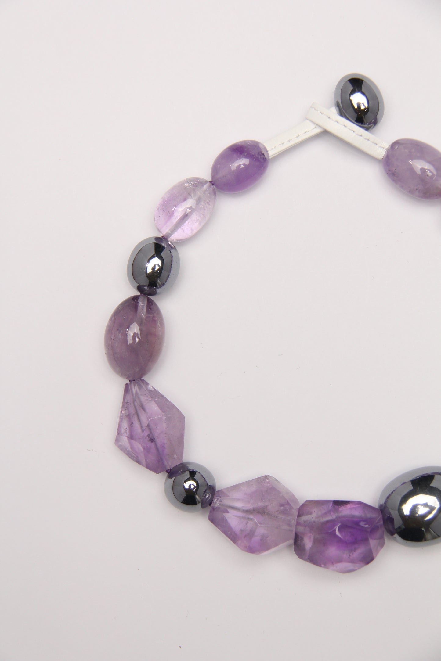 Necklace: amethyst, titanium magnet