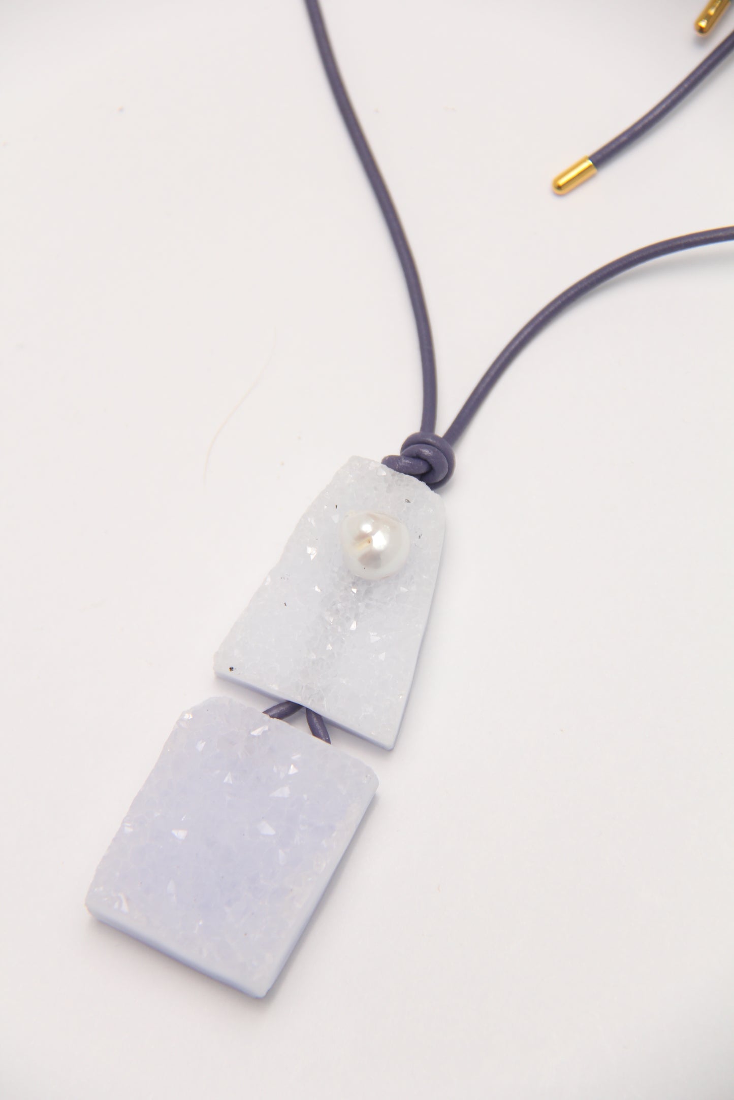 Pendant: blue lace agate, pearl